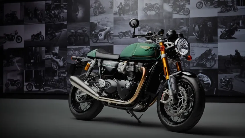 Triumph Thruxton RS green cafe racer motorcycle with gold suspension and classic British styling UHD wallpaper