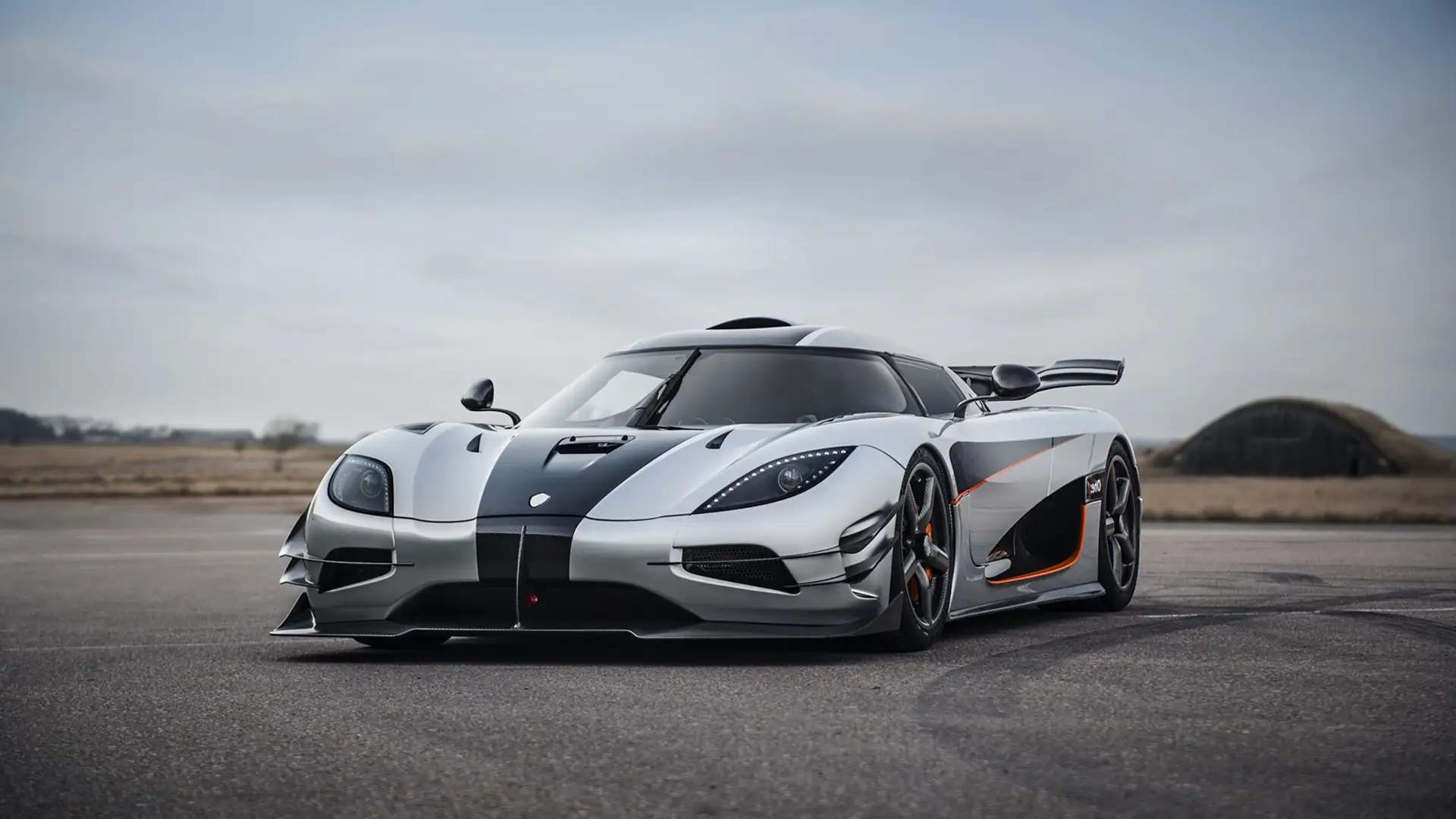 Koenigsegg Agera RS Silver Hypercar UHD Wallpaper 4K | Luxury
